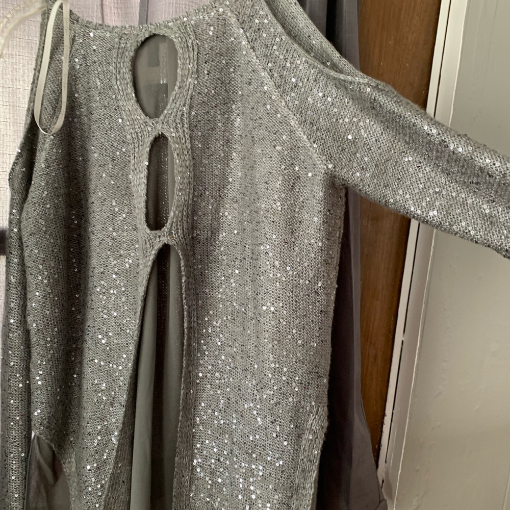 Cute women’s grey blouse
